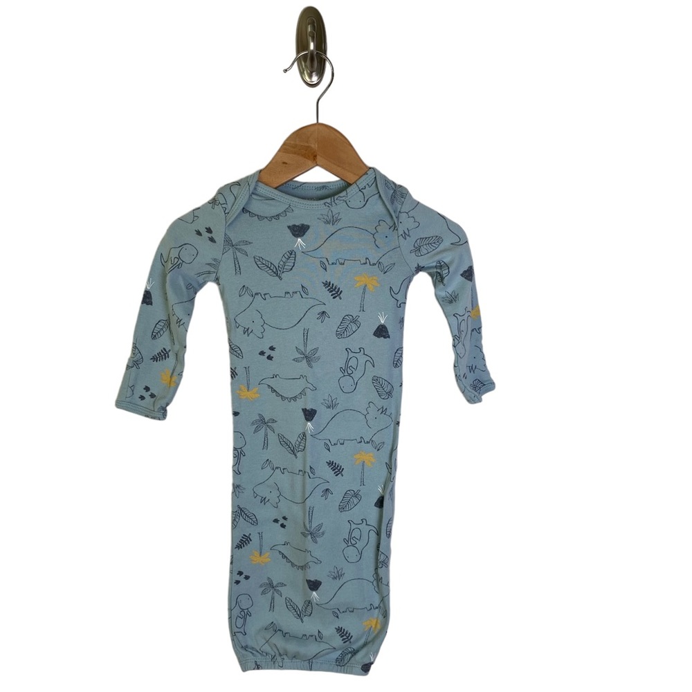 Baby boy sleep gown by Carter’s. Size 3M. Hand covers and elastic bottom.